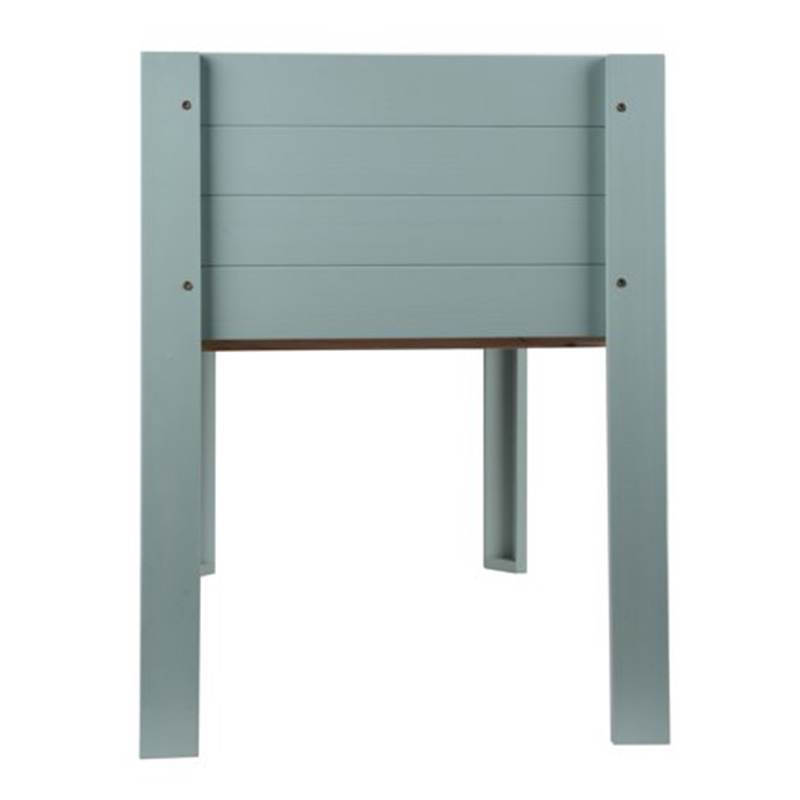 아이는 정원 침대 재배자를 키웠다