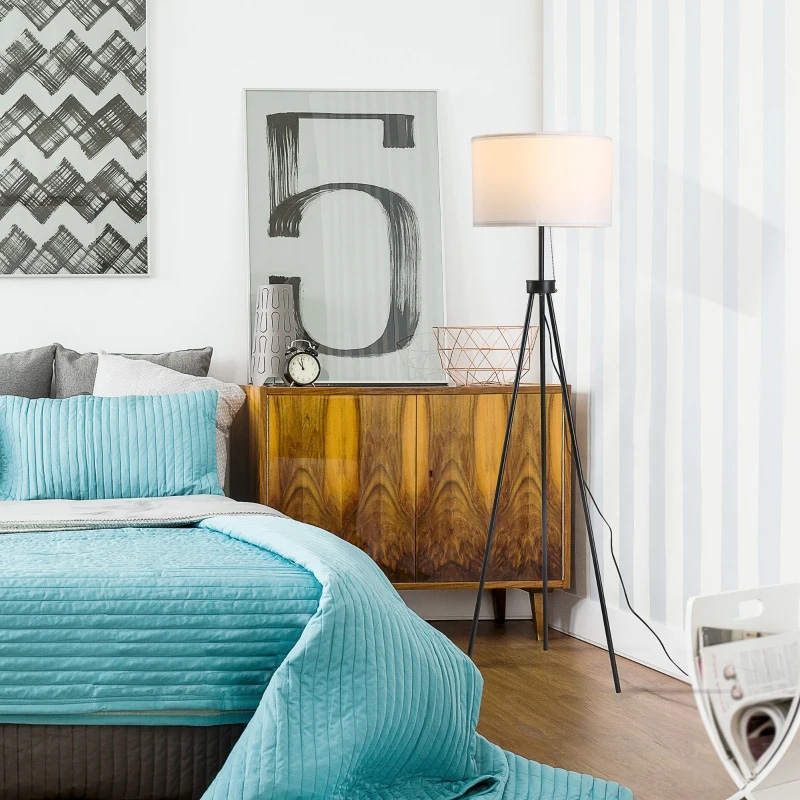 풋스위치 페달이 있는 현대식 높이 플로어 독서 전등 설비