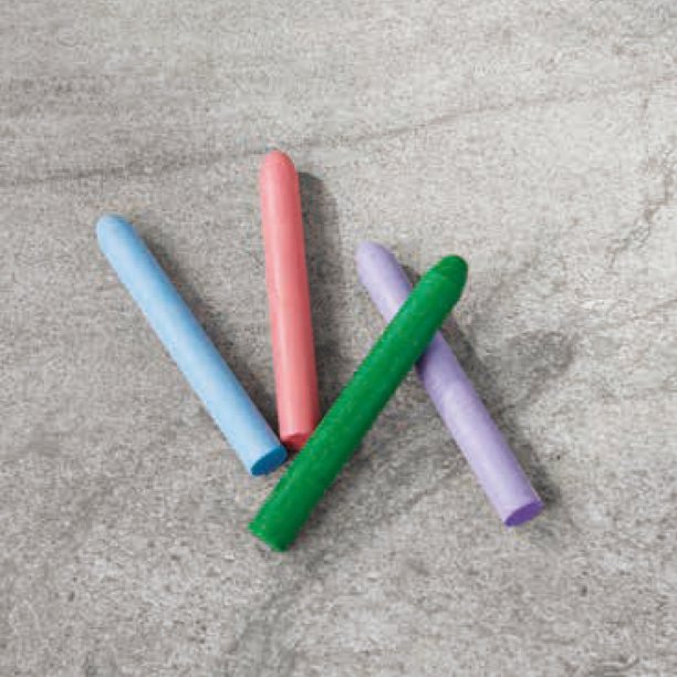 아이는 정원 침대 재배자를 키웠다